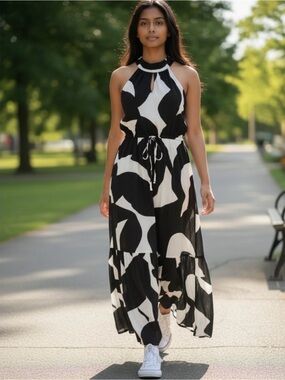 Xl 16-18 black and white abstract maxi dress